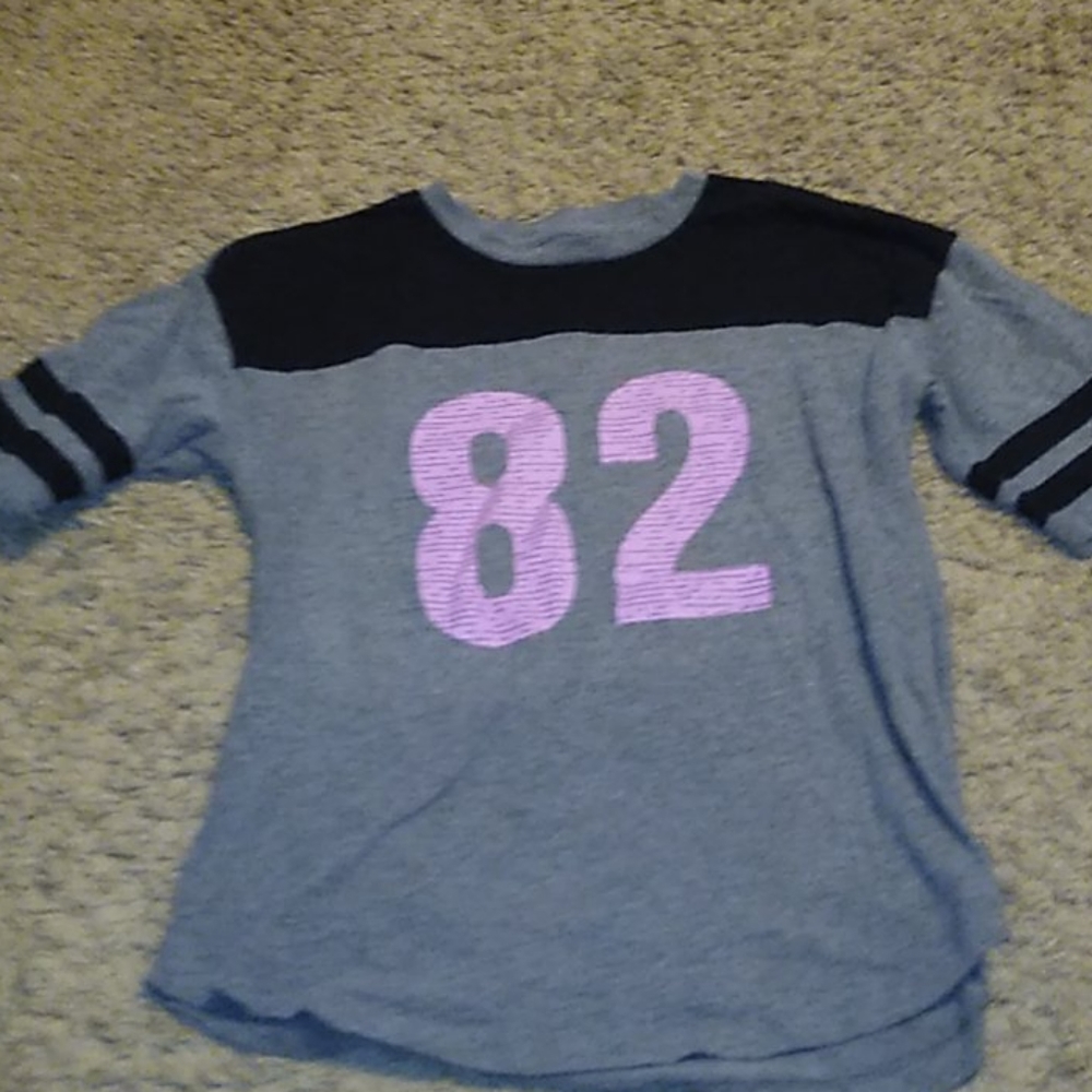 Shirt - Picture 4 of 5